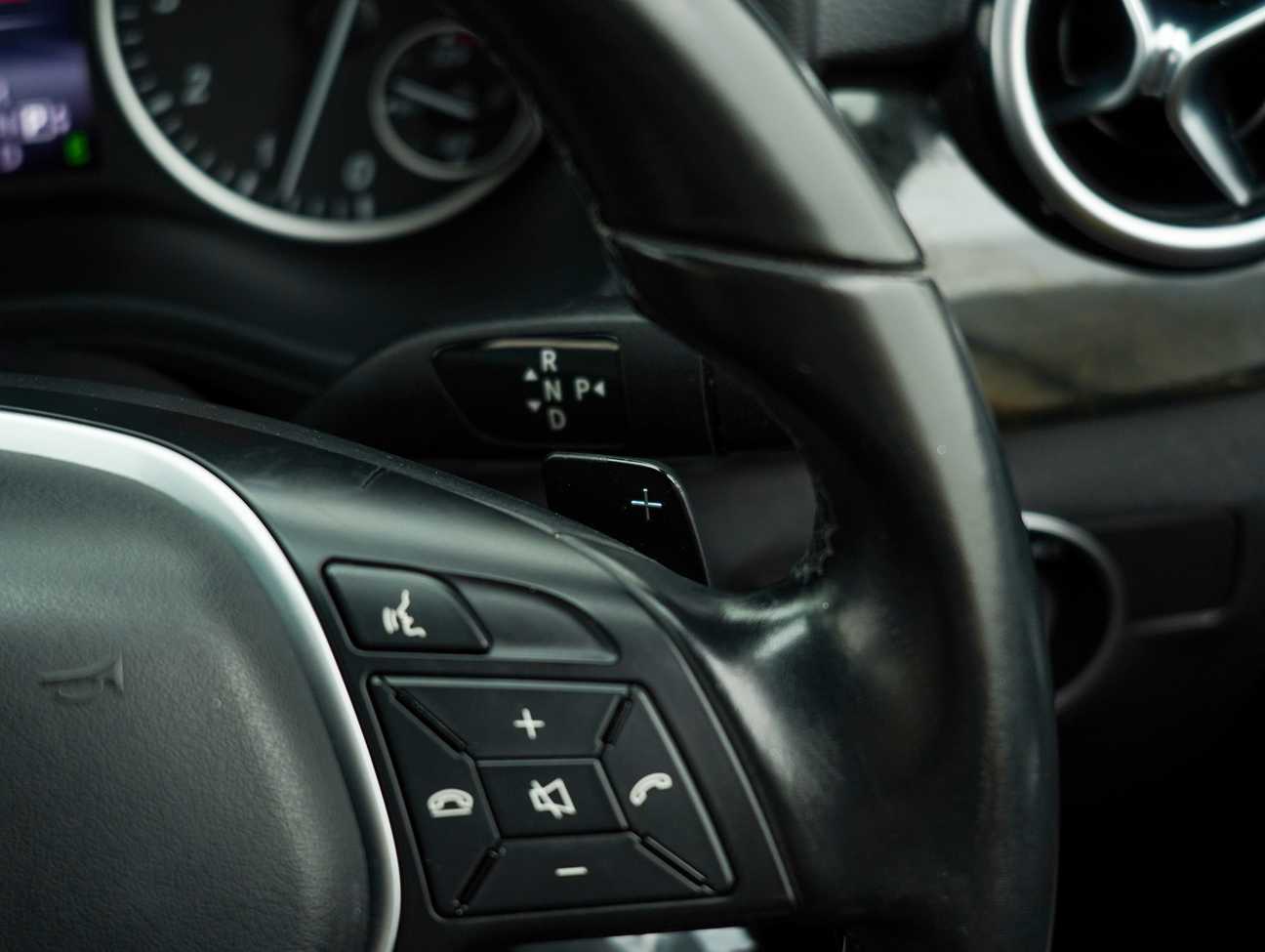 terpakai 2014 Mercedes-Benz B200 Sport Tourer 1.6