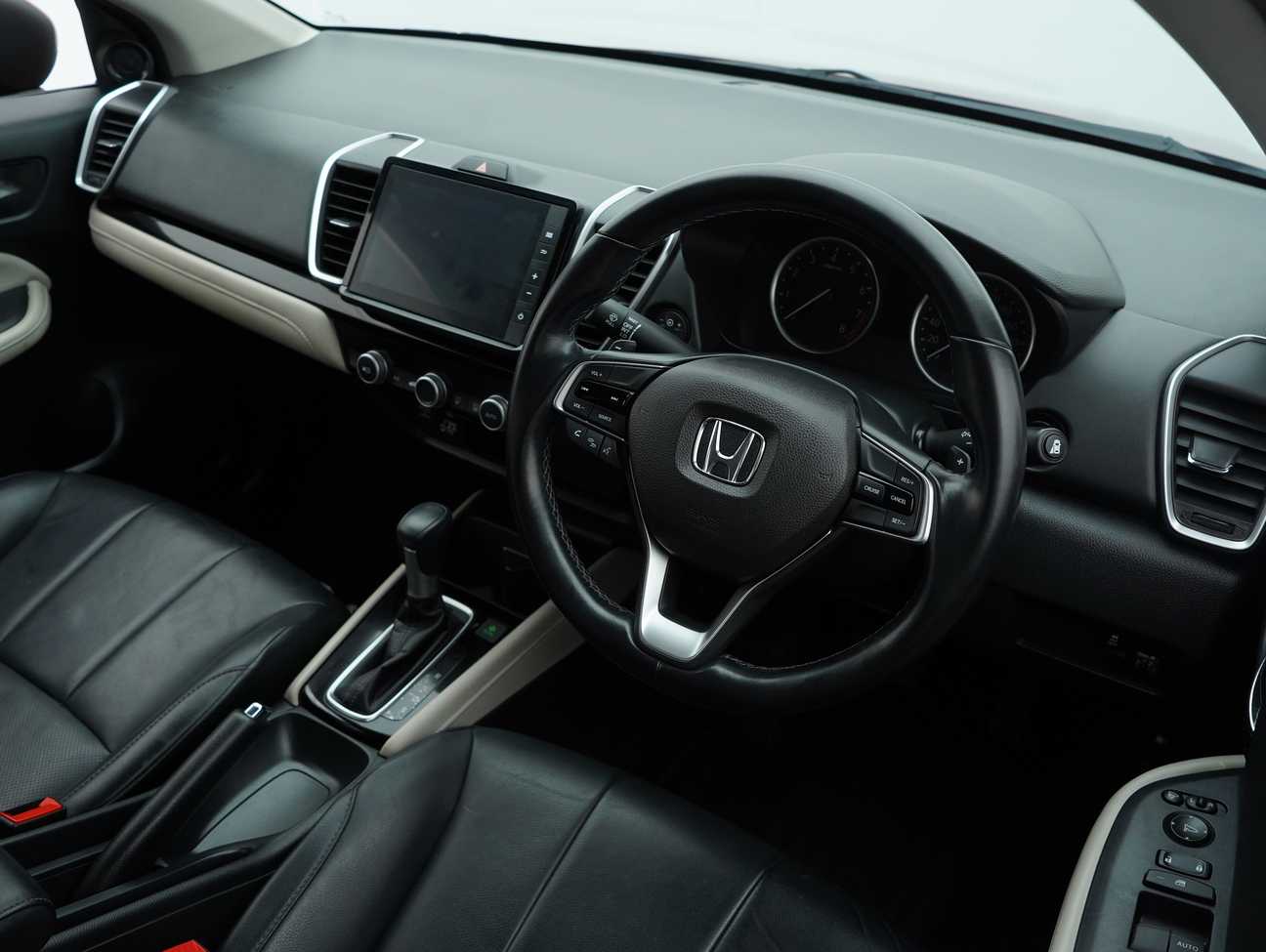 used 2022 Honda City V 1.5