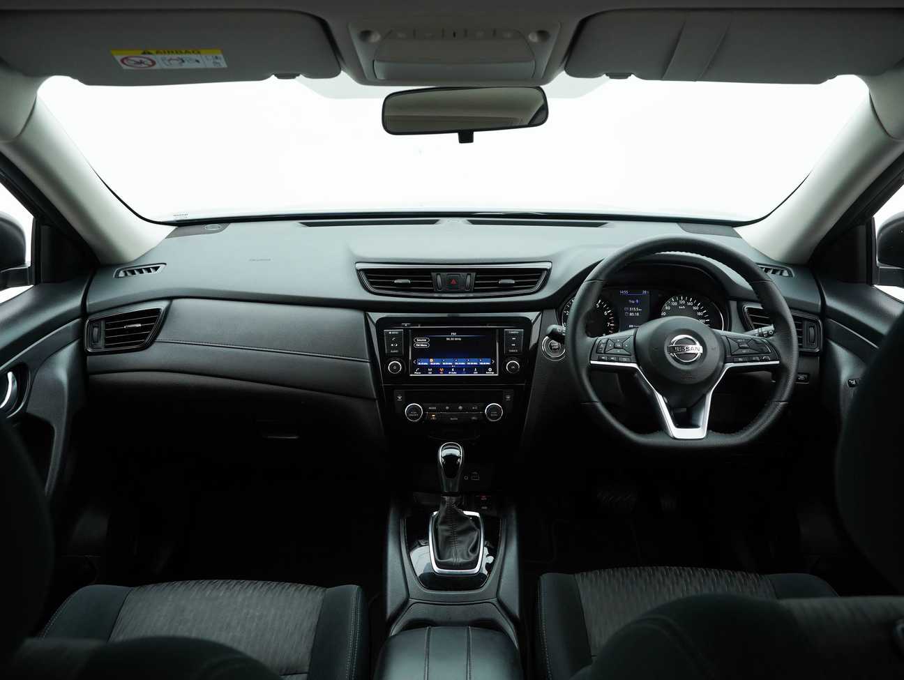 used 2022 Nissan X-Trail Mid 2.0