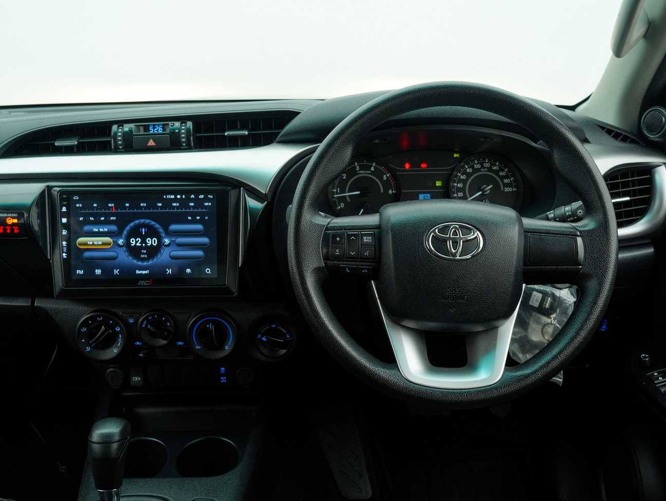 terpakai 2021 Toyota Hilux E Dual Cab 2.4