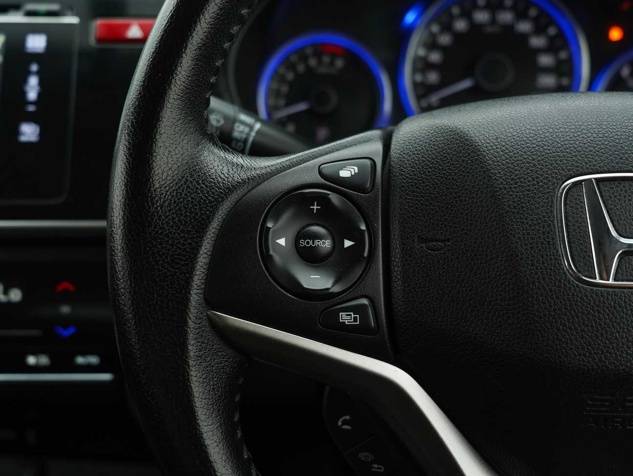 used 2014 Honda City V i-VTEC 1.5