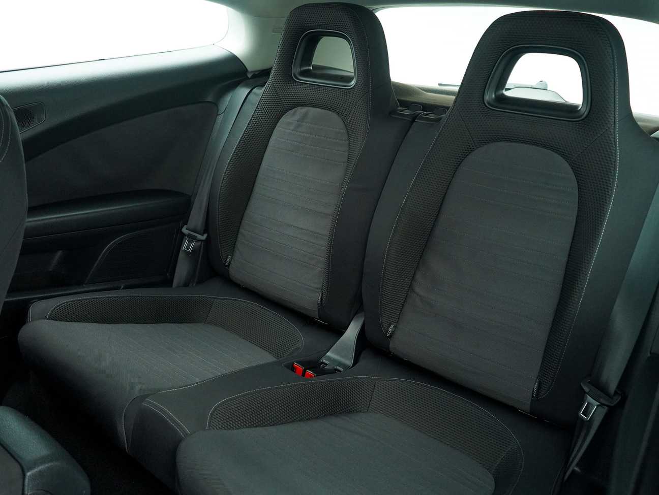 terpakai 2012 Volkswagen Scirocco TSI 1.4