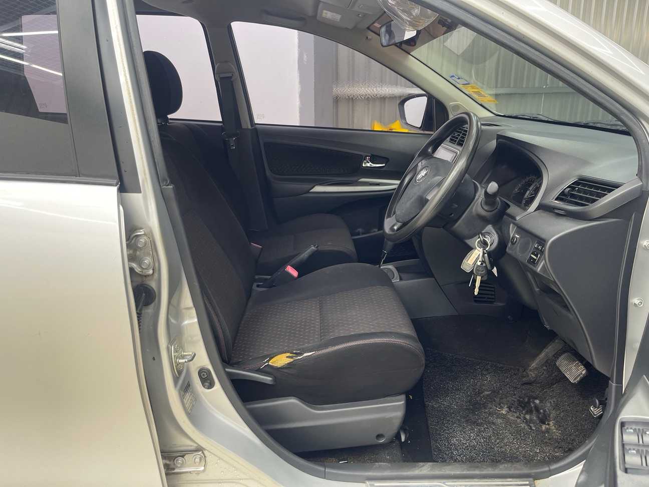 terpakai 2019 Toyota Avanza S 1.5