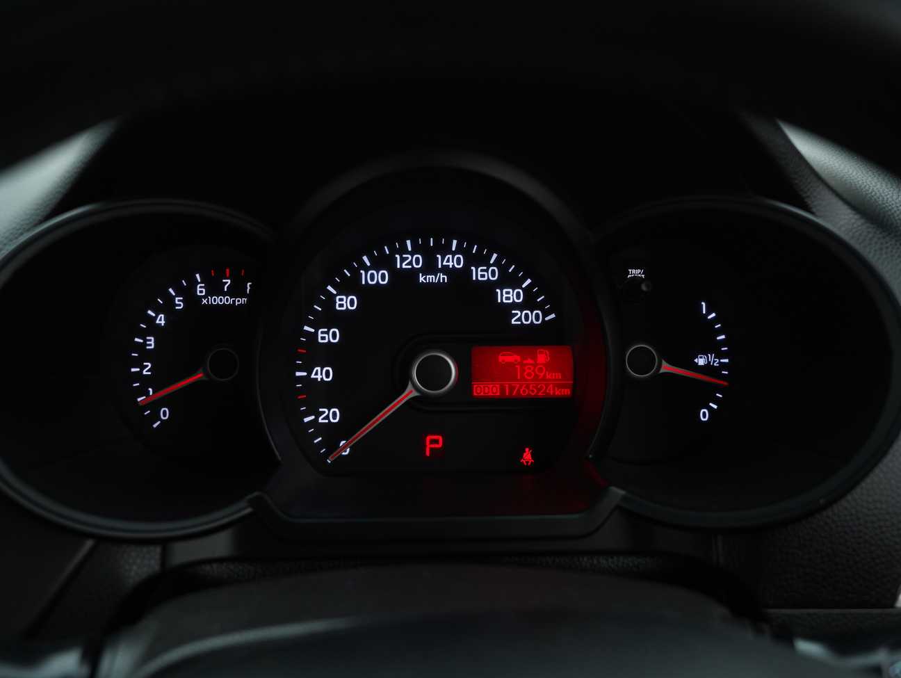 terpakai 2015 Kia Picanto  1.2