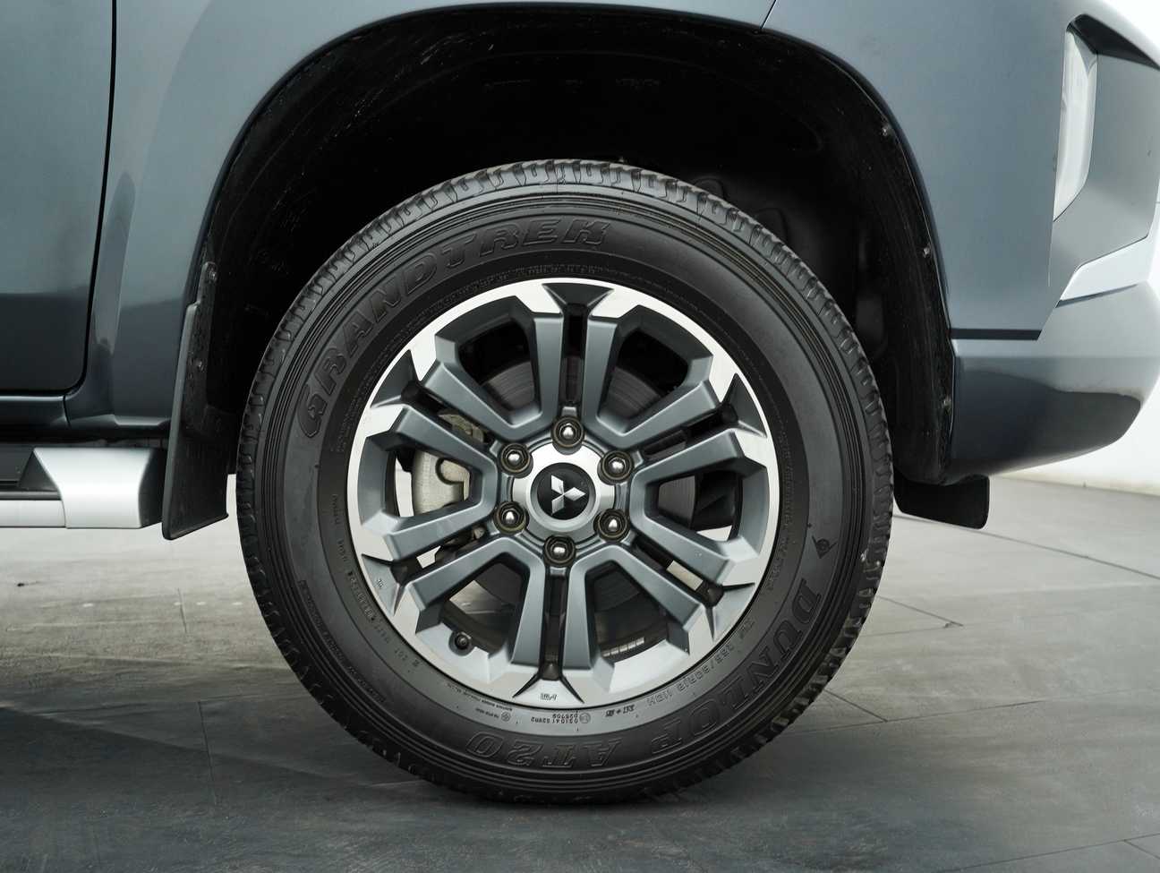 used 2020 Mitsubishi Triton VGT Dual Cab 4X4 2.4