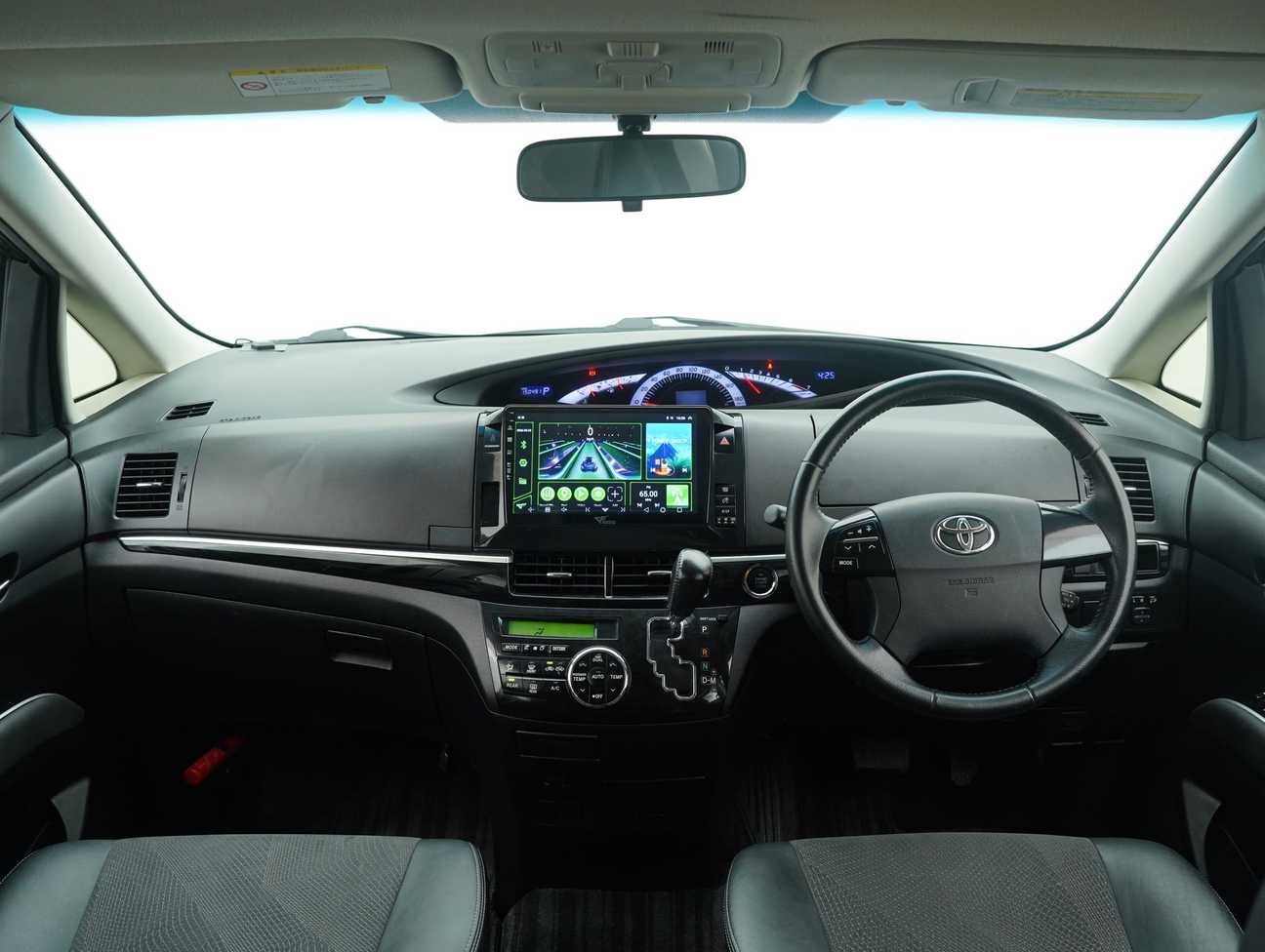 used 2013 Toyota Estima Aeras 2.4
