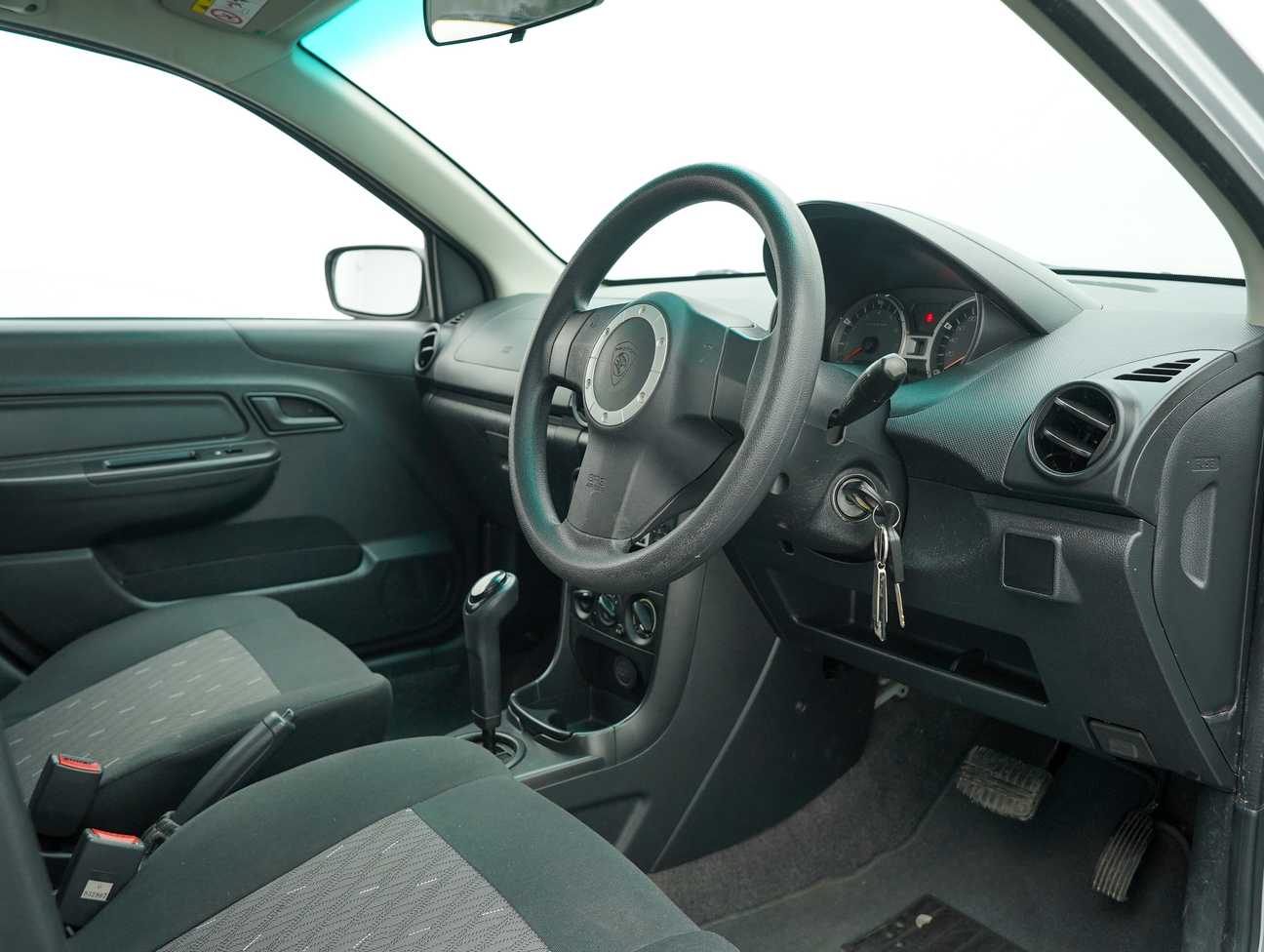 used 2014 Proton Saga SV 1.3