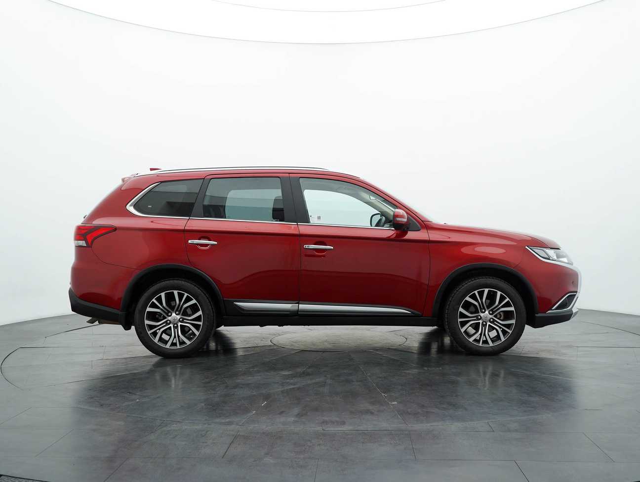 used 2019 Mitsubishi Outlander  2.0