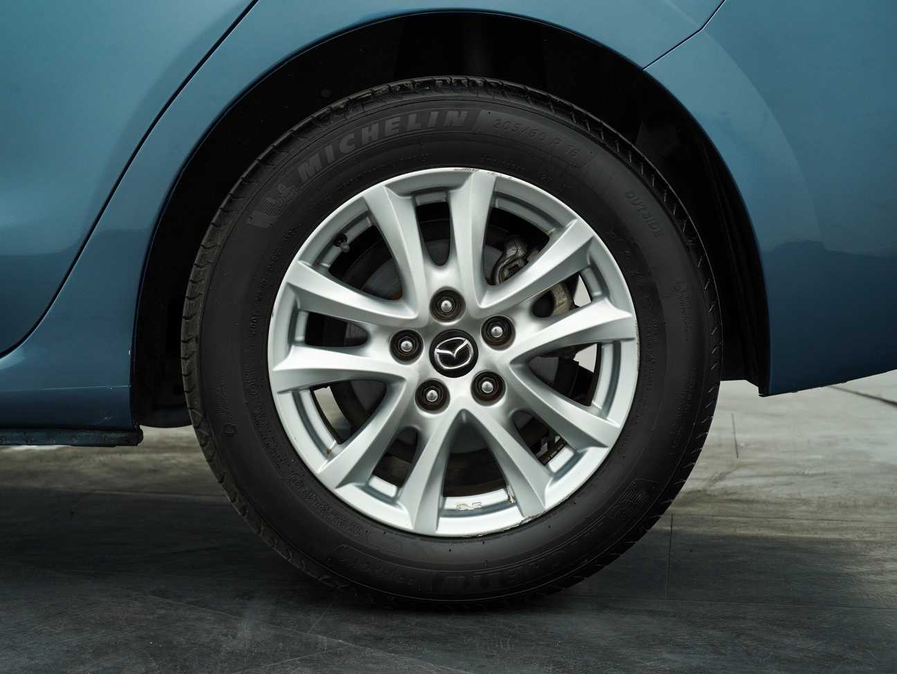 terpakai 2016 Mazda 3 SKYACTIV-G GL 2.0