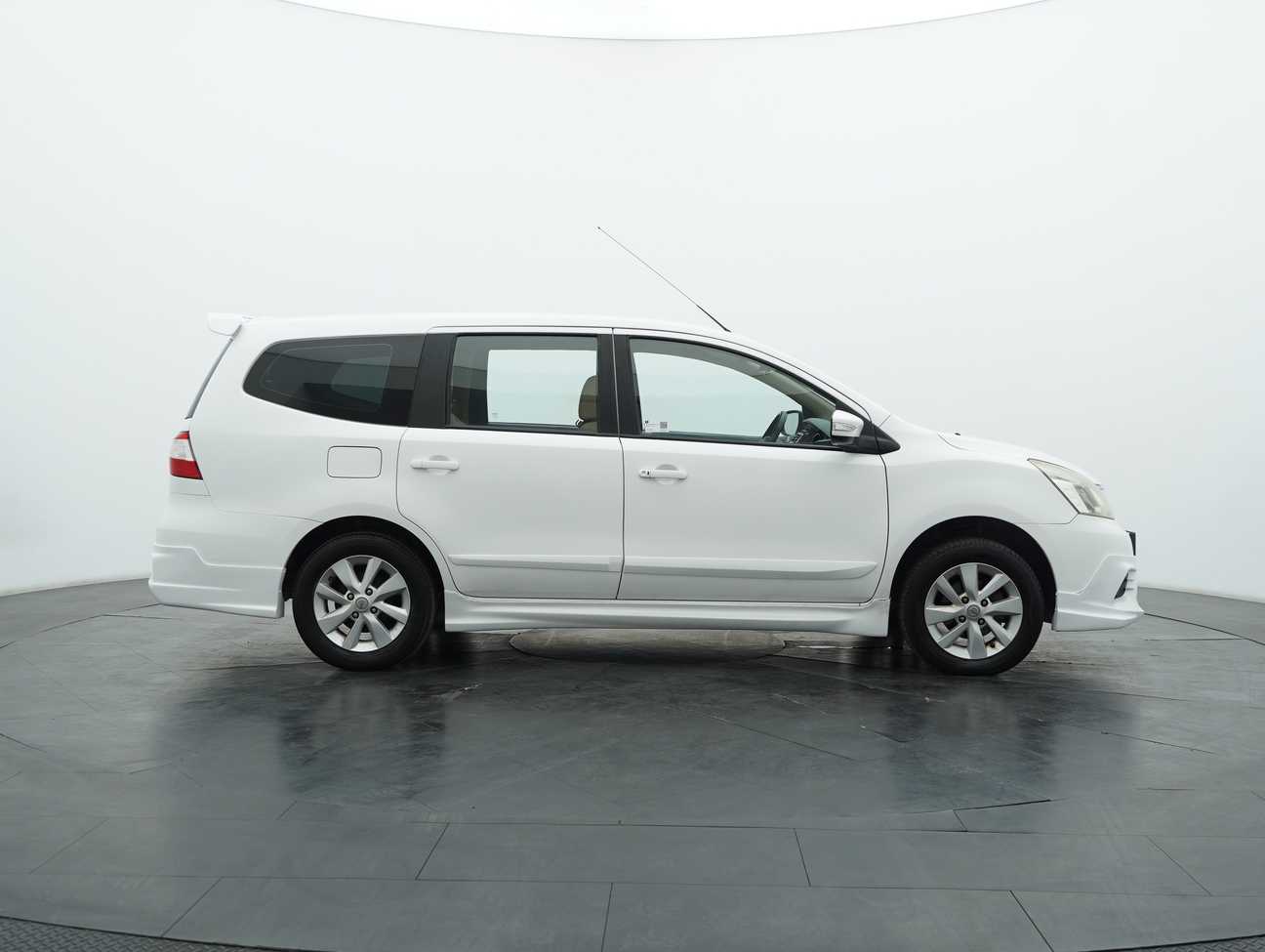 used 2015 Nissan Grand Livina Comfort 1.8