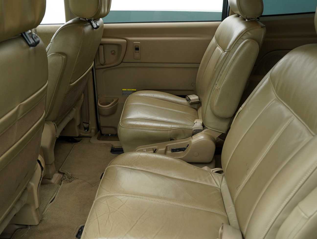 used 2011 Nissan Serena Comfort 2.0