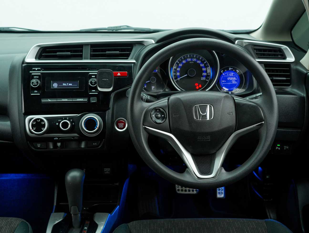 used 2017 Honda Jazz E 1.5