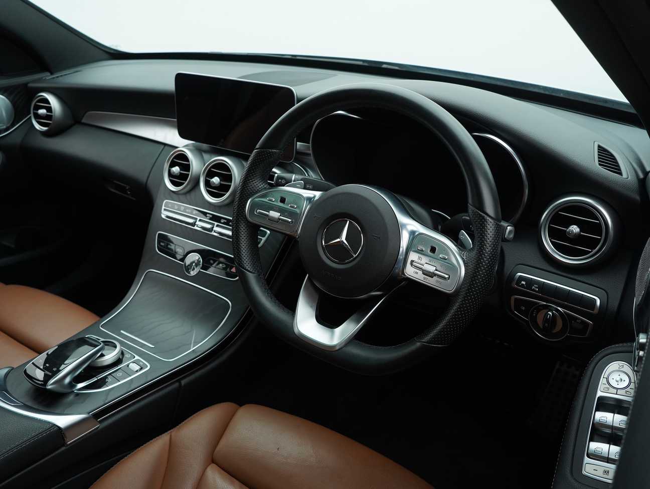 used 2019 Mercedes-Benz C300 AMG Line 2.0