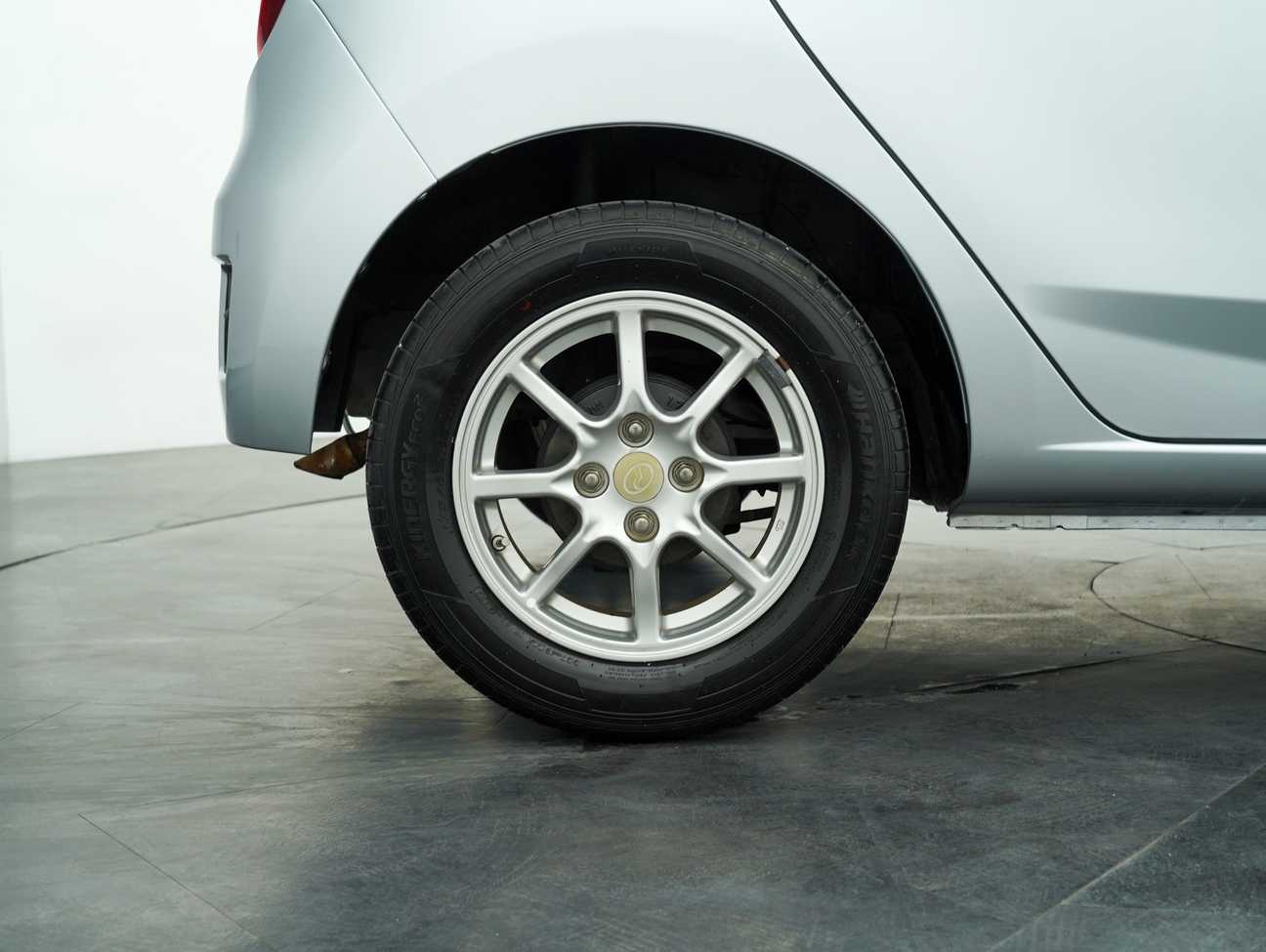 terpakai 2016 Perodua AXIA G 1.0