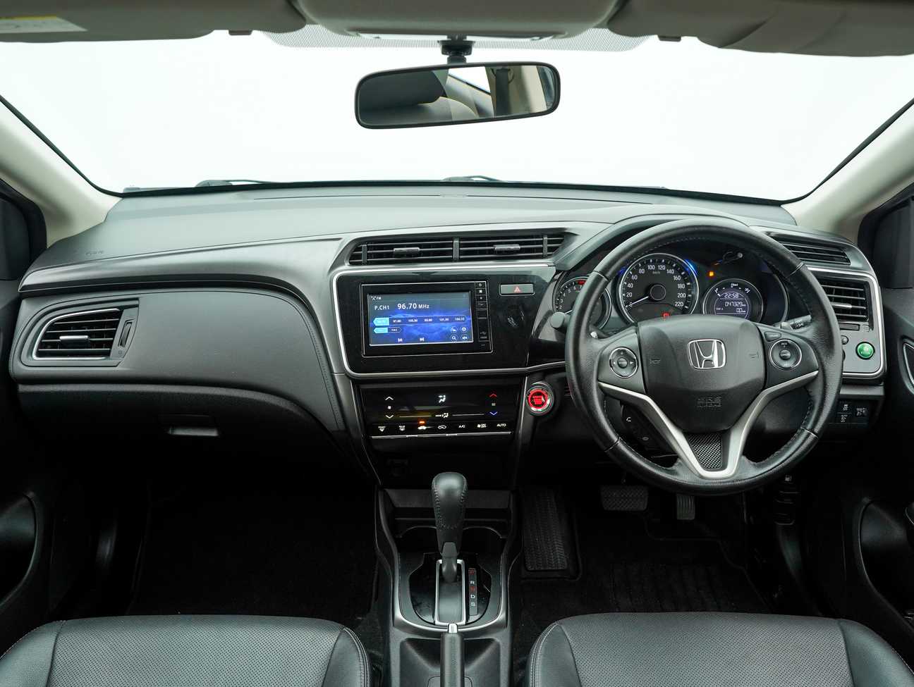 used 2019 Honda City V 1.5