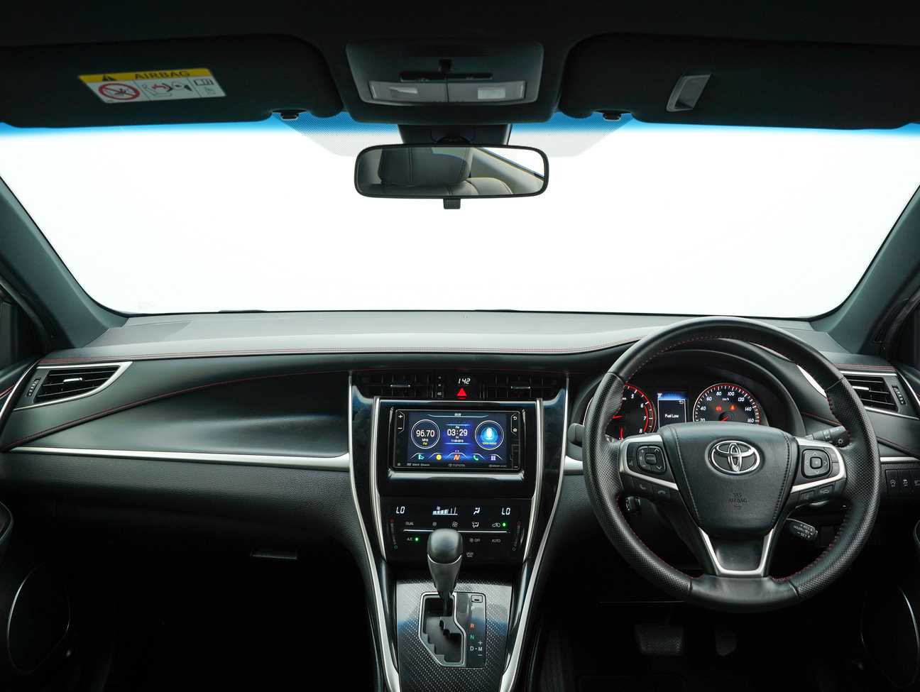 used 2019 Toyota Harrier Premium 2.0