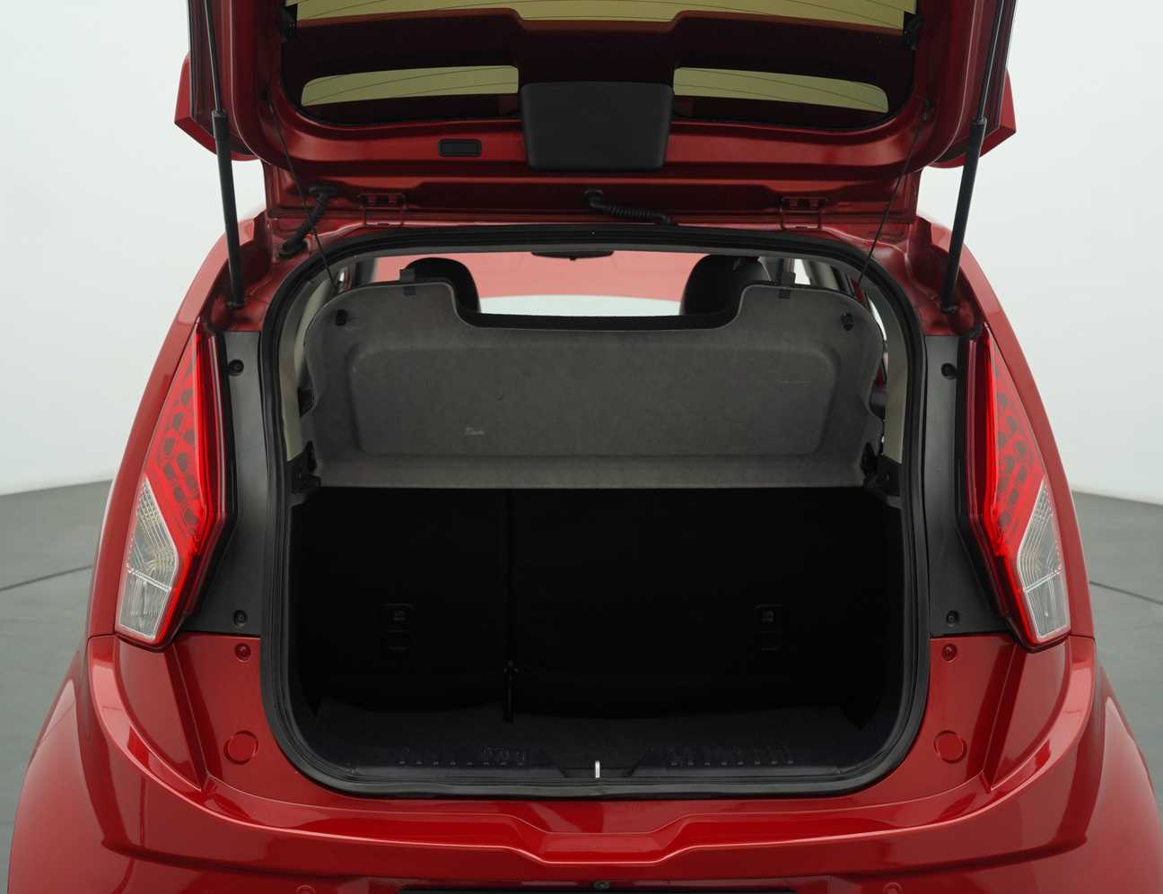 terpakai 2017 Proton Iriz Premium 1.6
