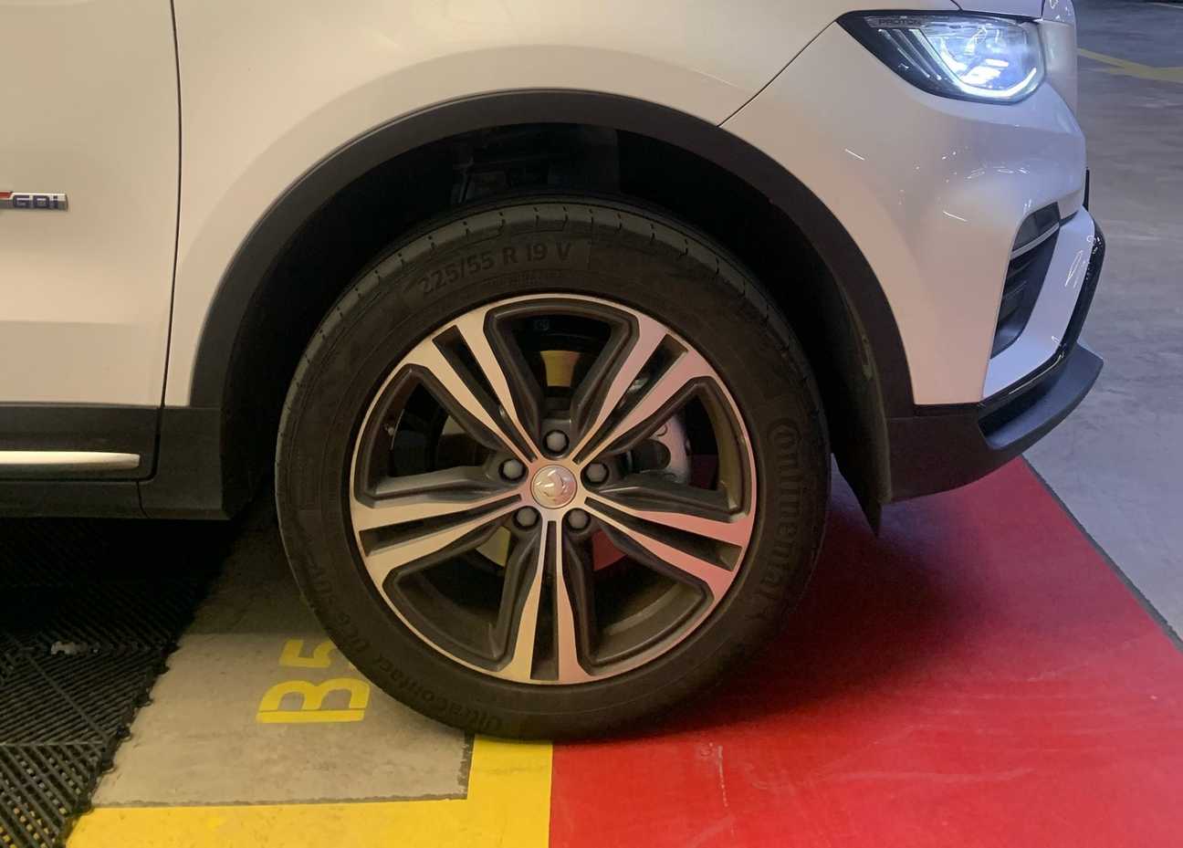 used 2025 Proton X70 Premium 1.5