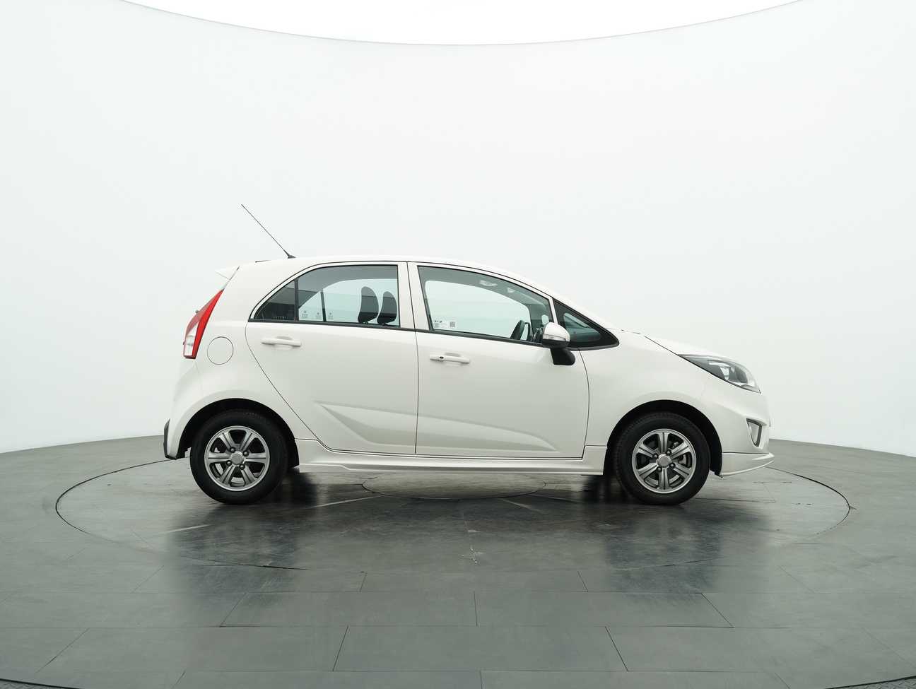 terpakai 2017 Proton Iriz Executive 1.3