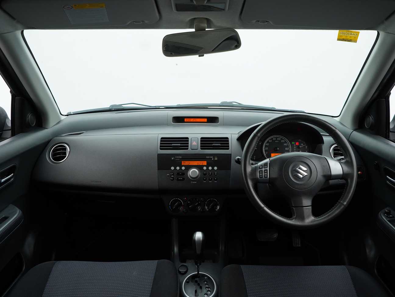 terpakai 2011 Suzuki Swift  1.5