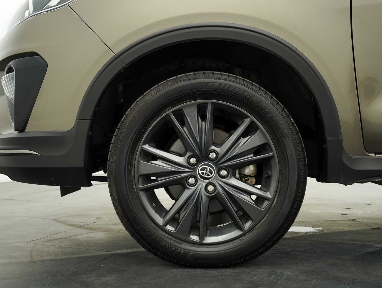 used 2021 Toyota Innova X 2.0