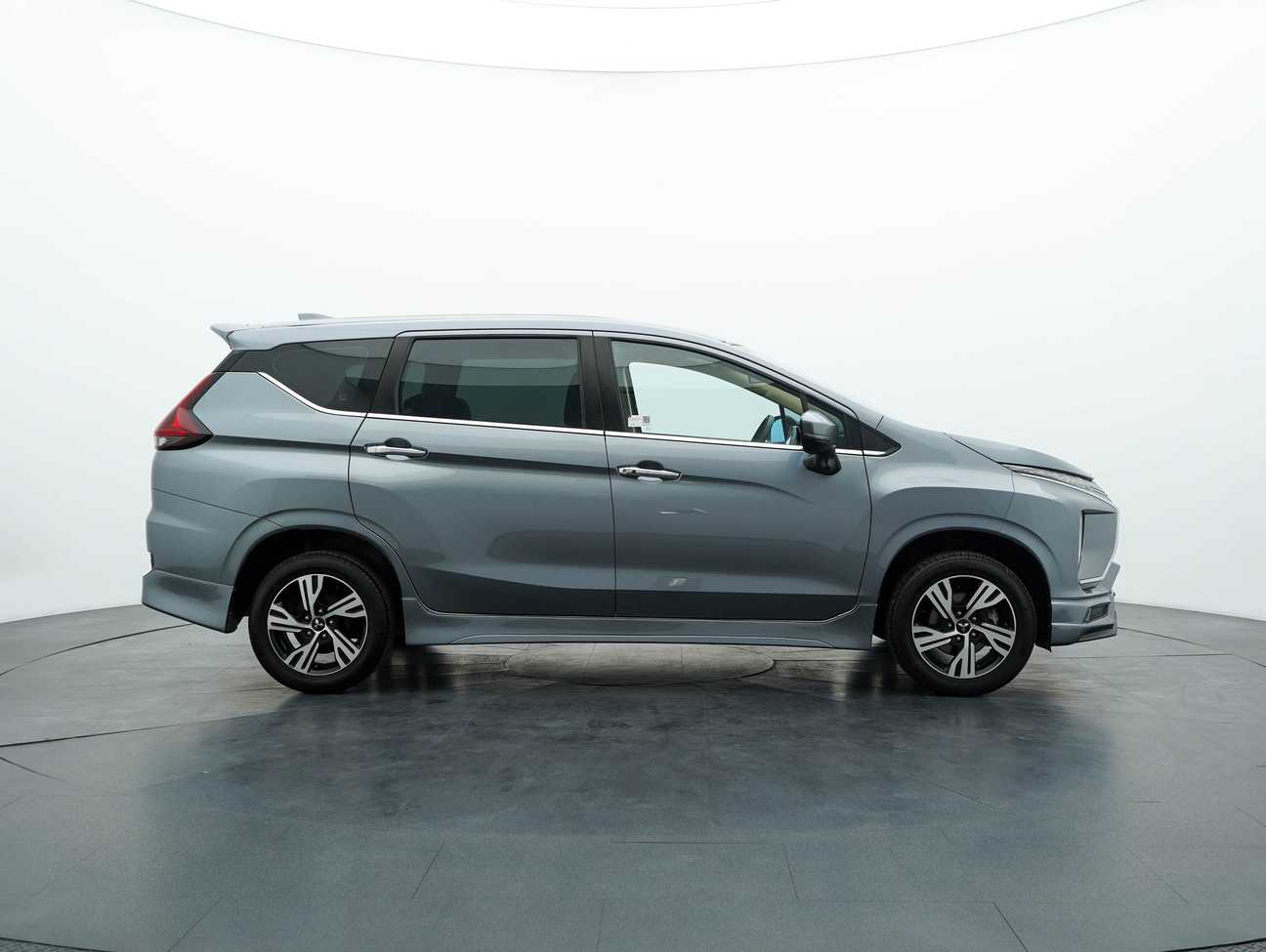 terpakai 2022 Mitsubishi Xpander  1.5