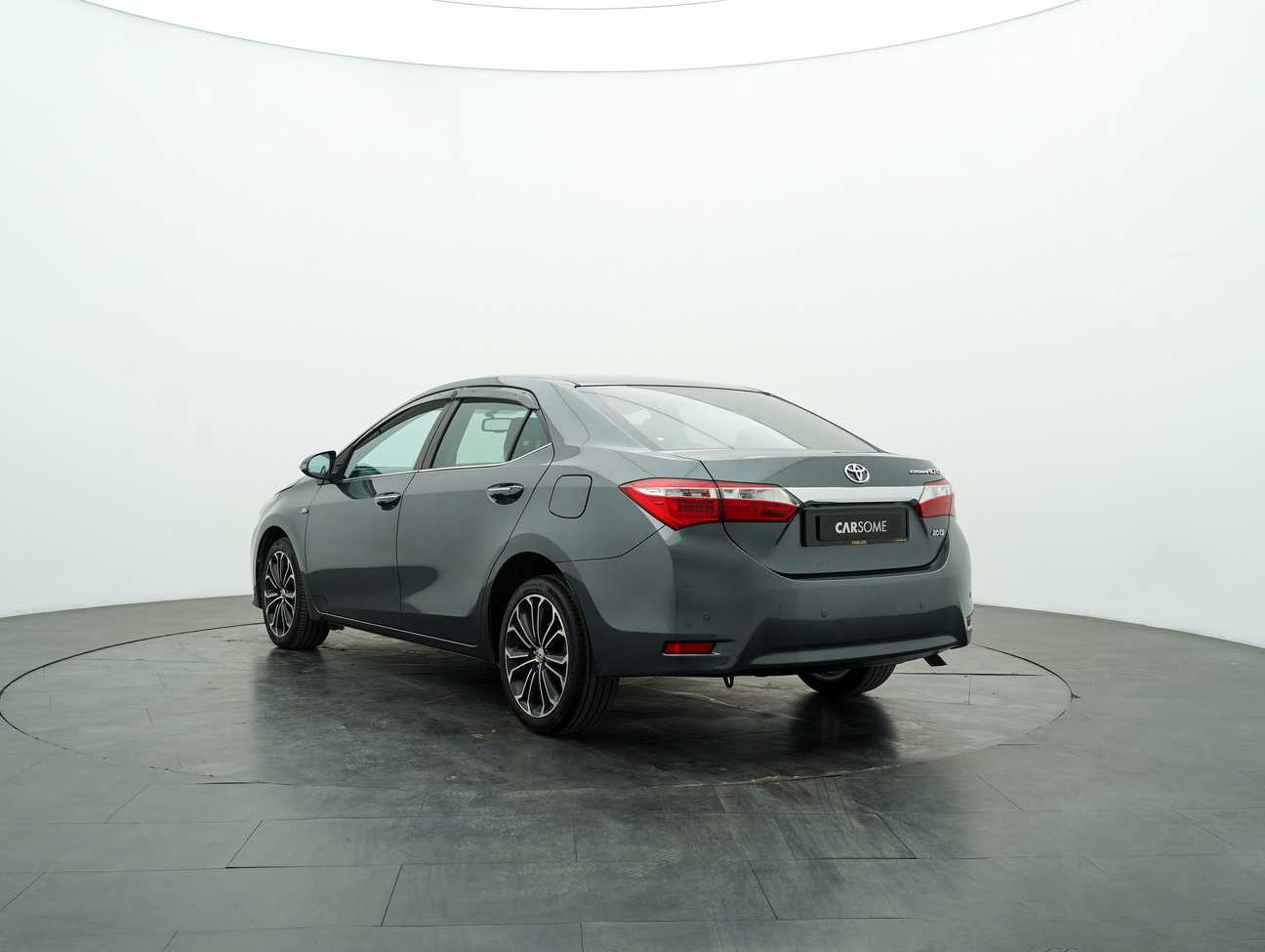 used 2014 Toyota Corolla Altis V 2.0