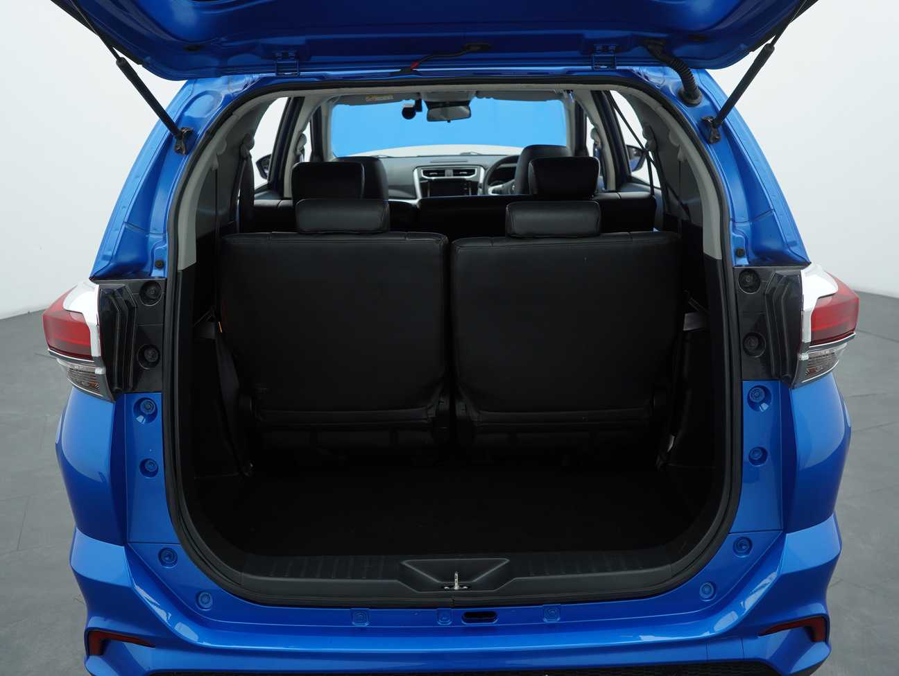 terpakai 2022 Perodua Aruz AV 1.5