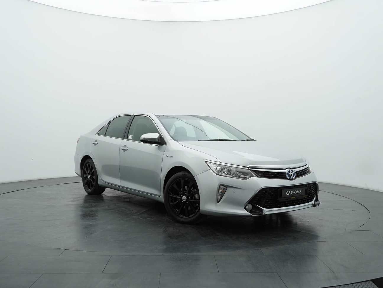 used 2015 Toyota Camry Hybrid 2.5