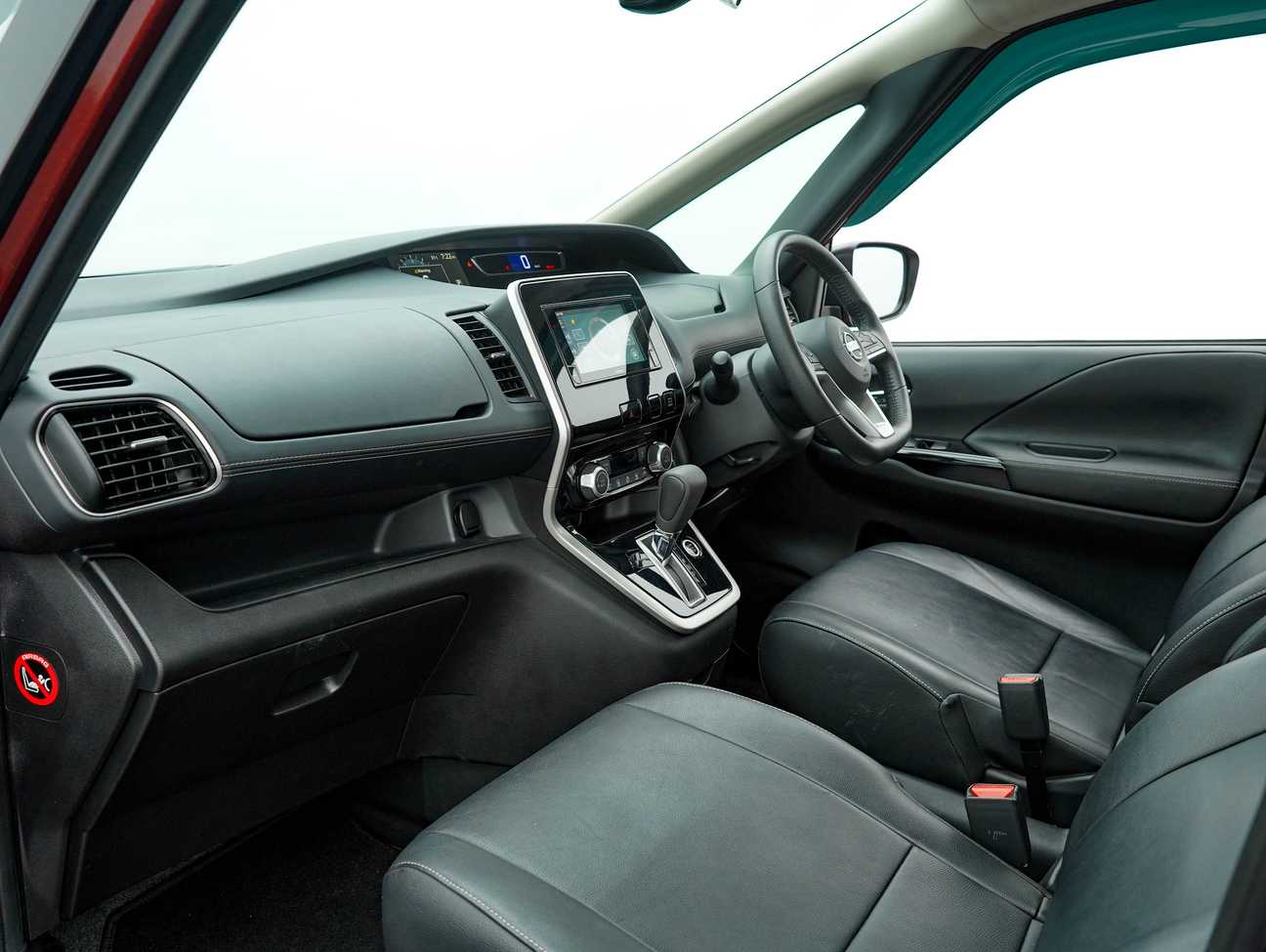 used 2019 Nissan Serena S-Hybrid High-Way Star Premium 2.0