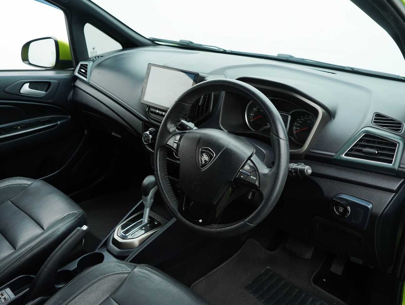 terpakai 2015 Proton Iriz Premium 1.6