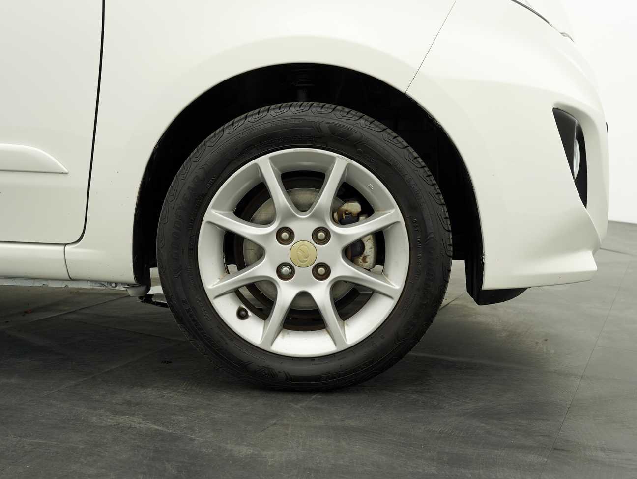 terpakai 2016 Perodua ALZA EZ 1.5