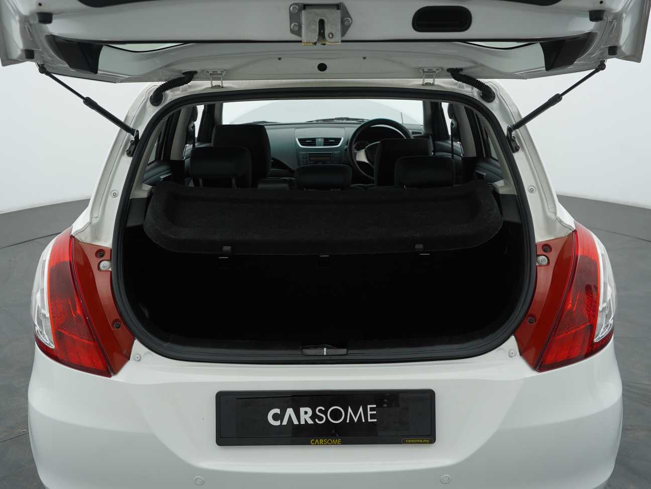 terpakai 2013 Suzuki Swift GL 1.4