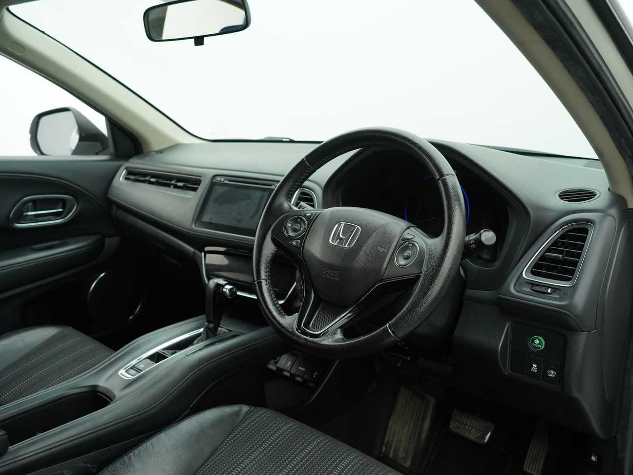 terpakai 2017 Honda HR-V V 1.8