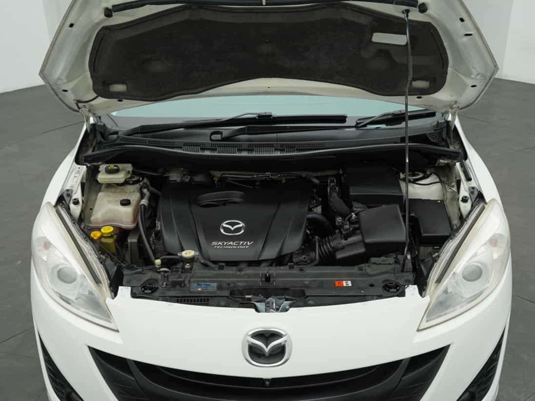 used 2014 Mazda 5 SKYACTIV-G 2.0