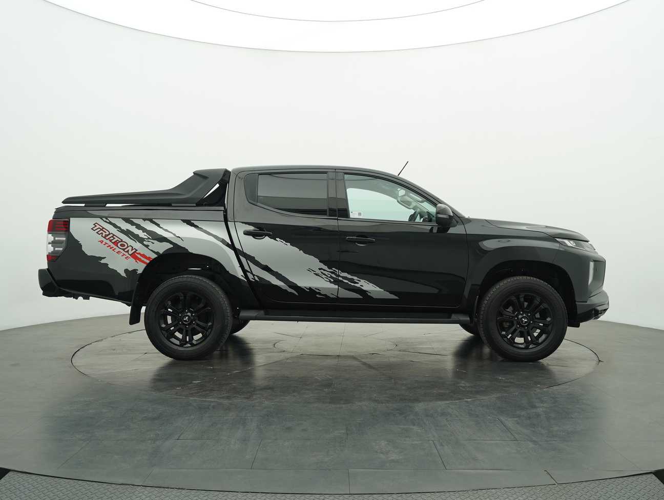 used 2023 Mitsubishi Triton VGT Athlete Dual Cab 4X4 2.4