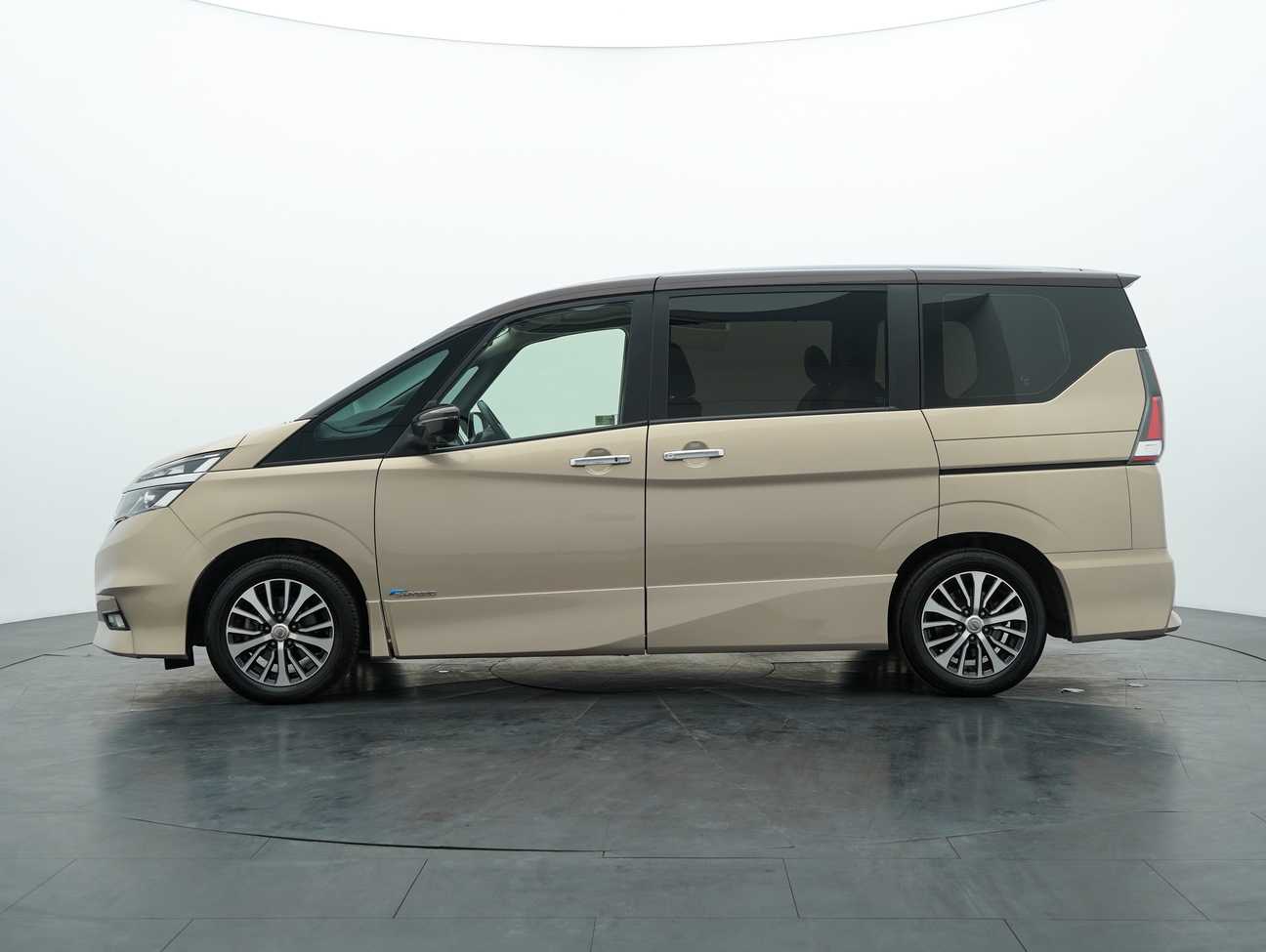 terpakai 2018 Nissan Serena S-Hybrid High-Way Star 2.0
