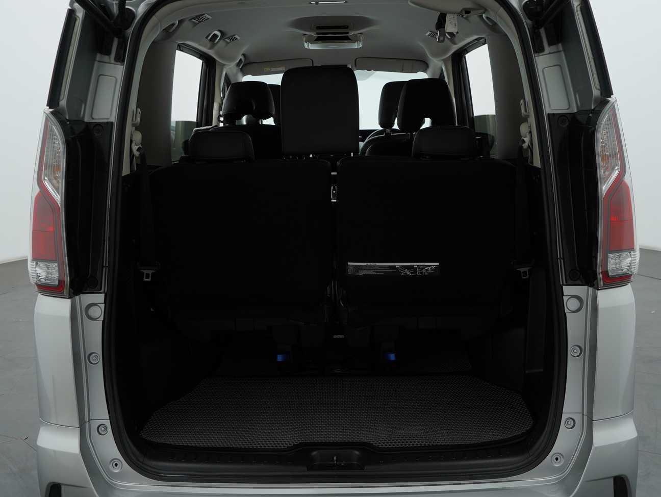 terpakai 2019 Nissan Serena S-Hybrid High-Way Star Premium 2.0