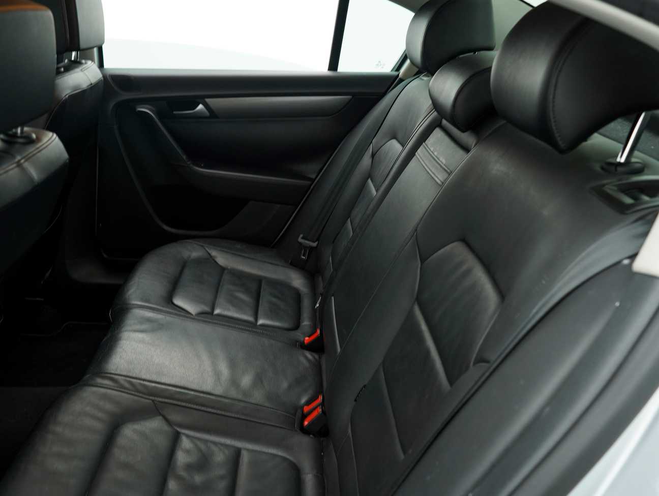 used 2013 Volkswagen PASSAT  1.8