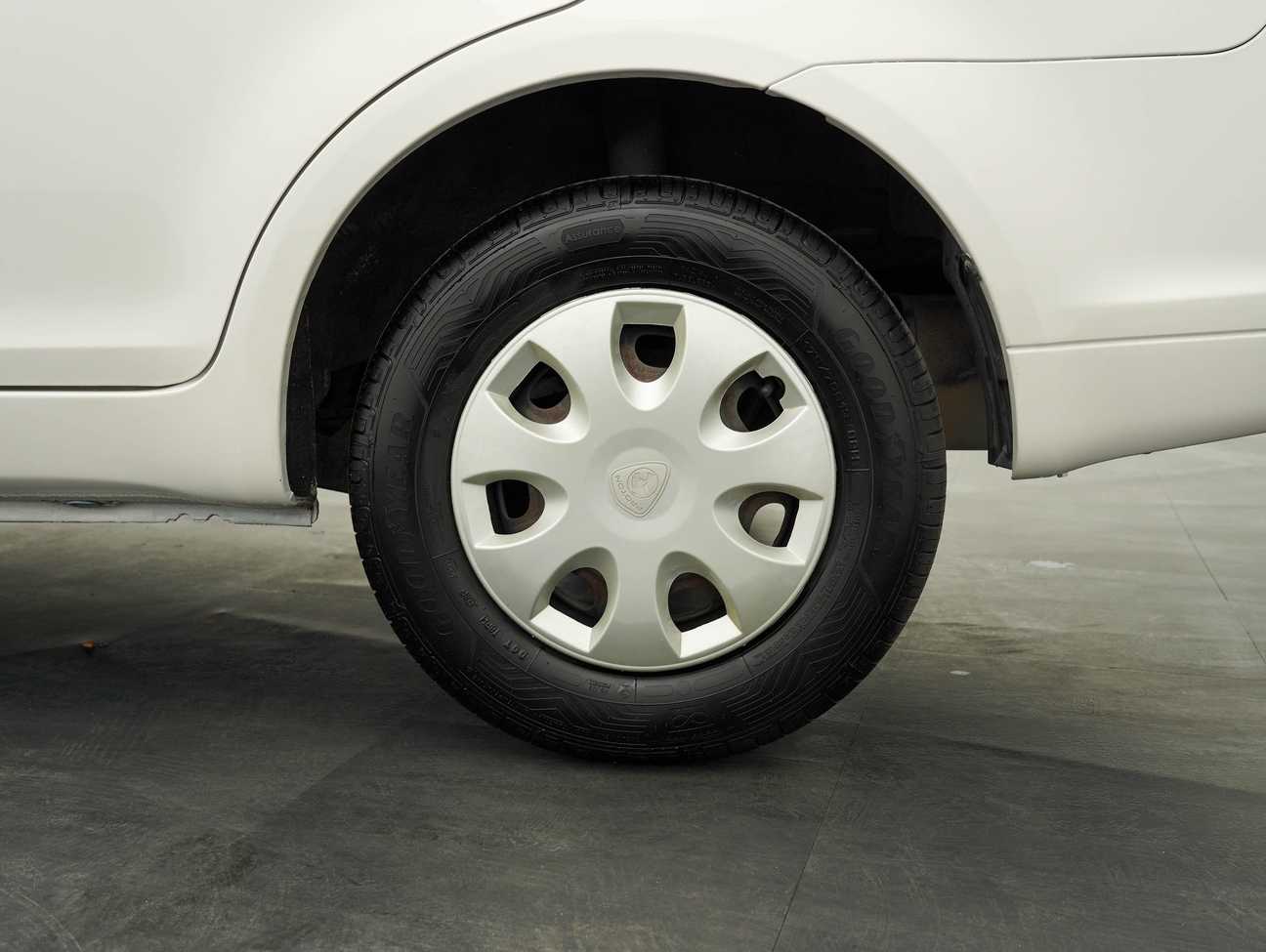 used 2015 Proton Saga SV 1.3