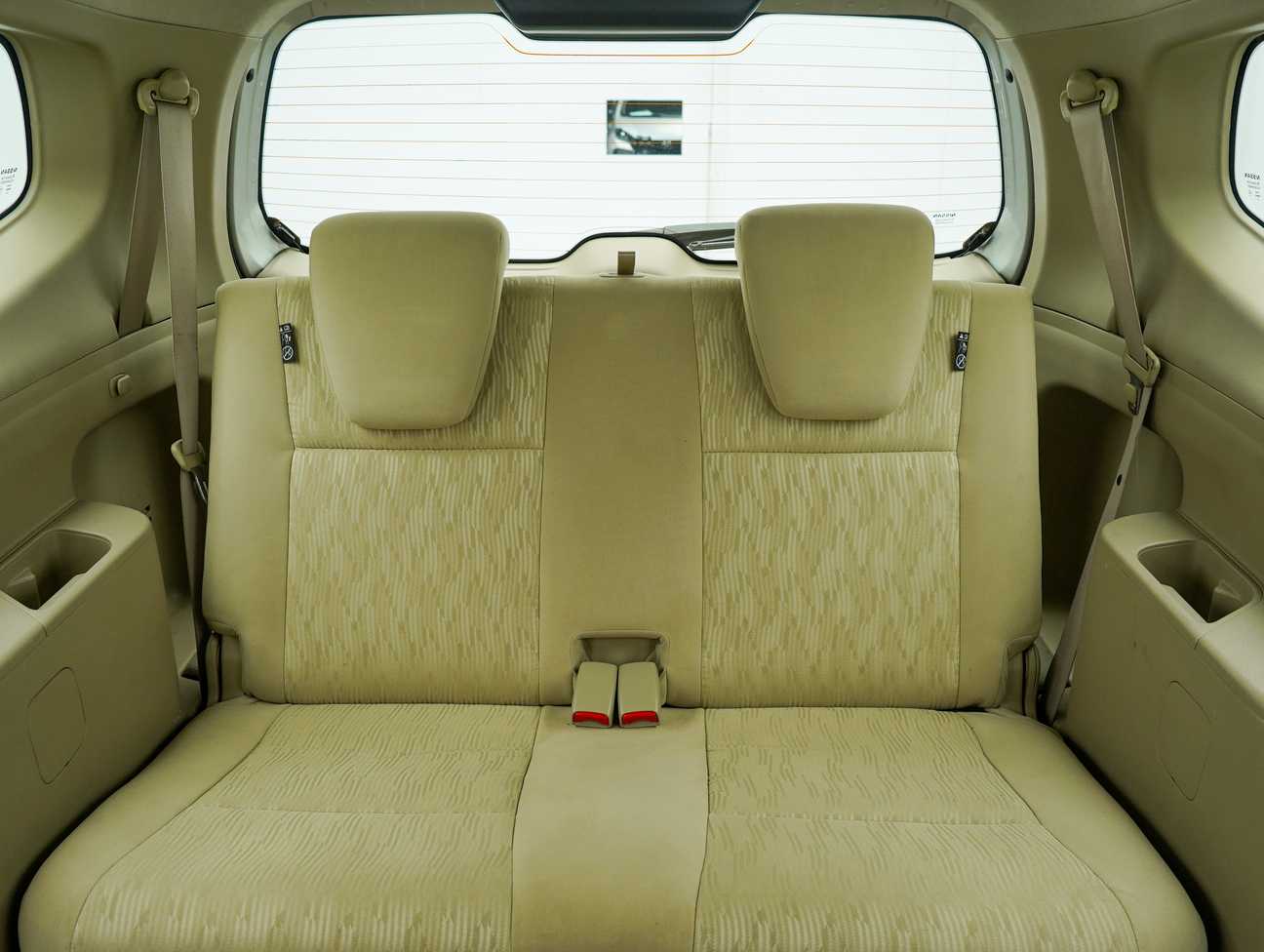 terpakai 2014 Nissan Grand Livina Comfort 1.6