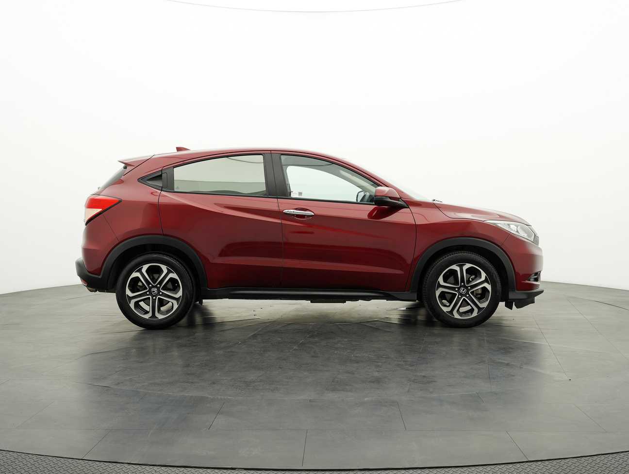 used 2017 Honda HR-V V 1.8