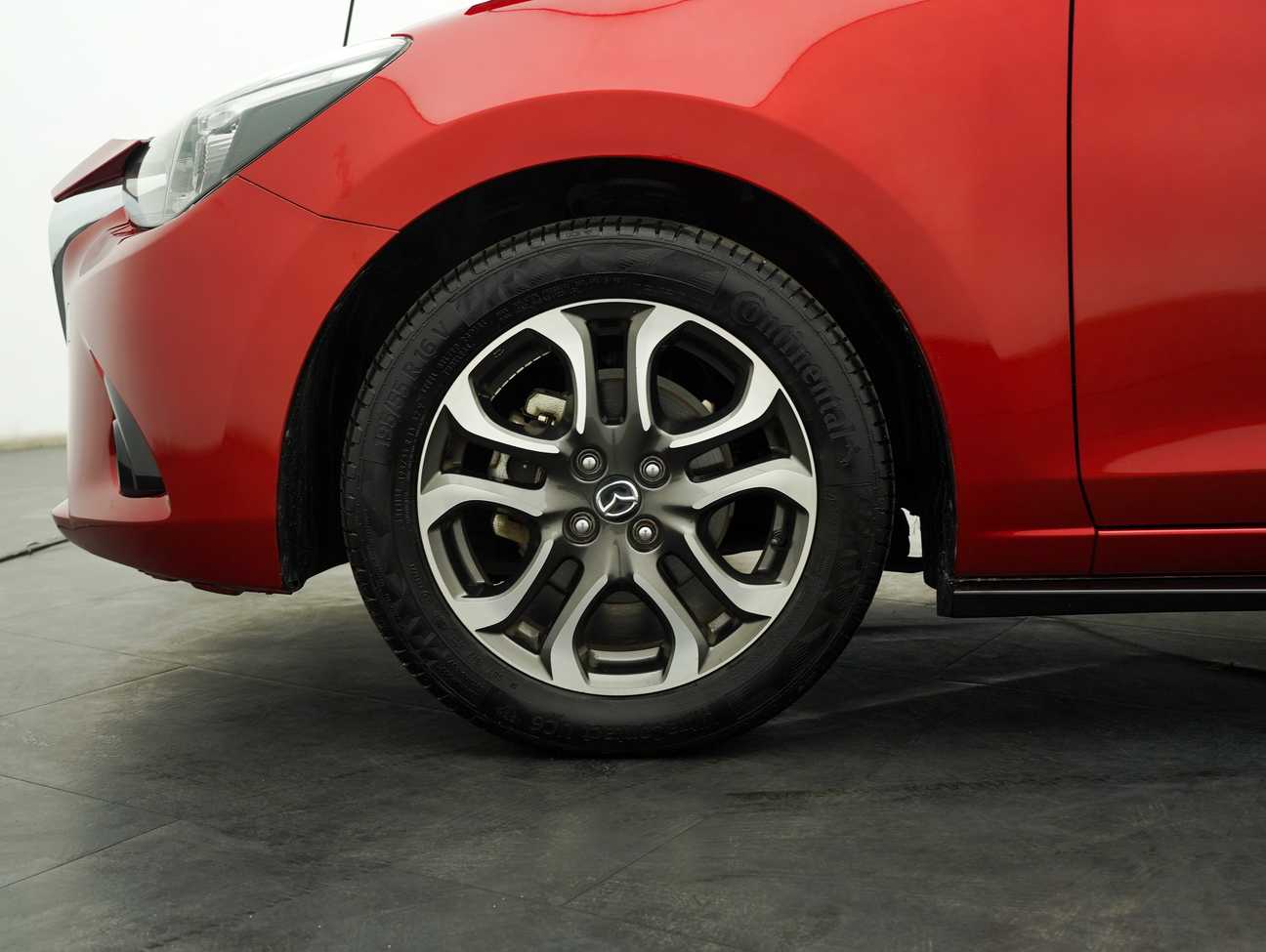 terpakai 2016 Mazda 2 SKYACTIV-G (LED Headlight with DRL) 1.5