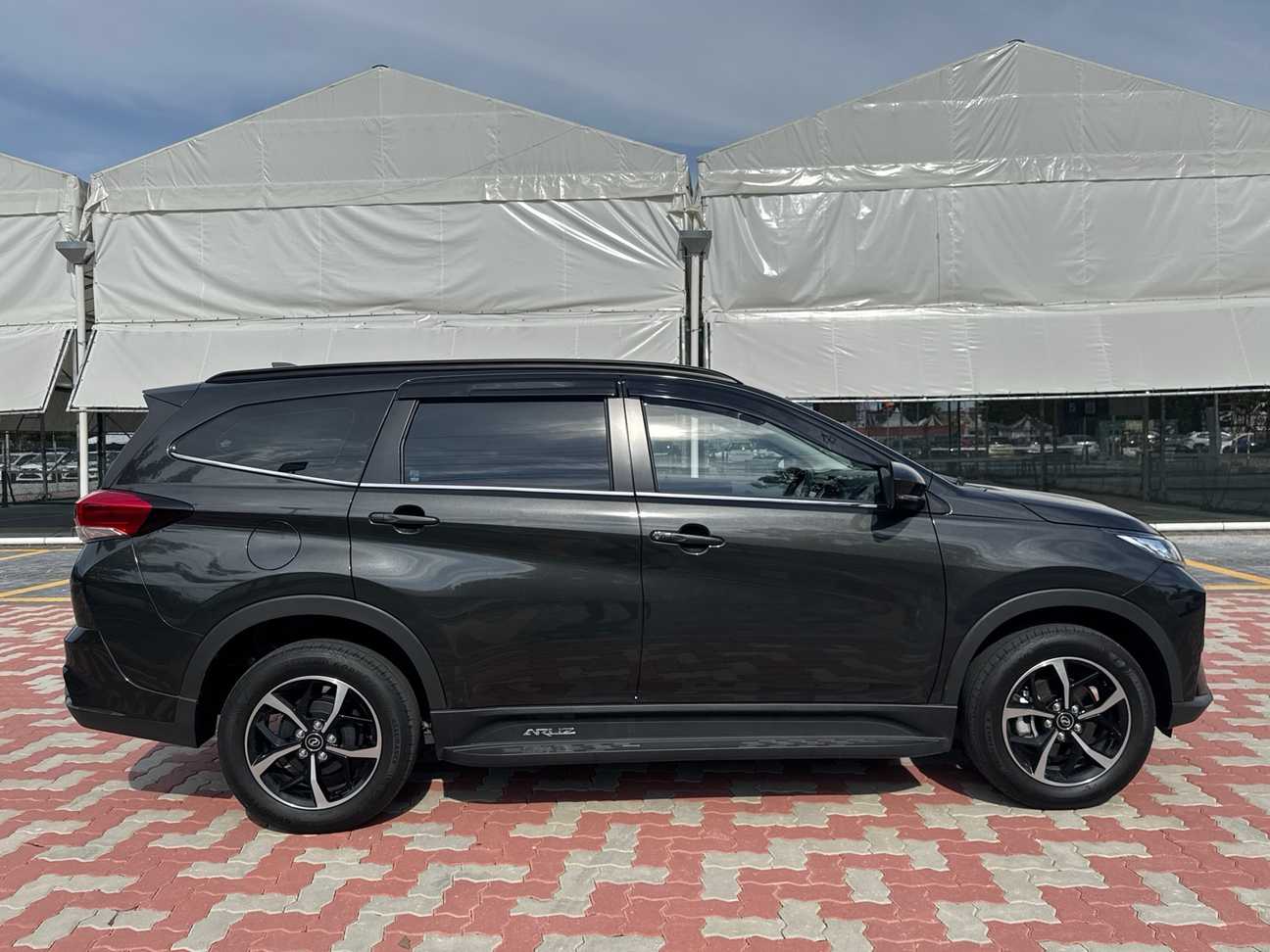 terpakai 2023 Perodua Aruz AV 1.5