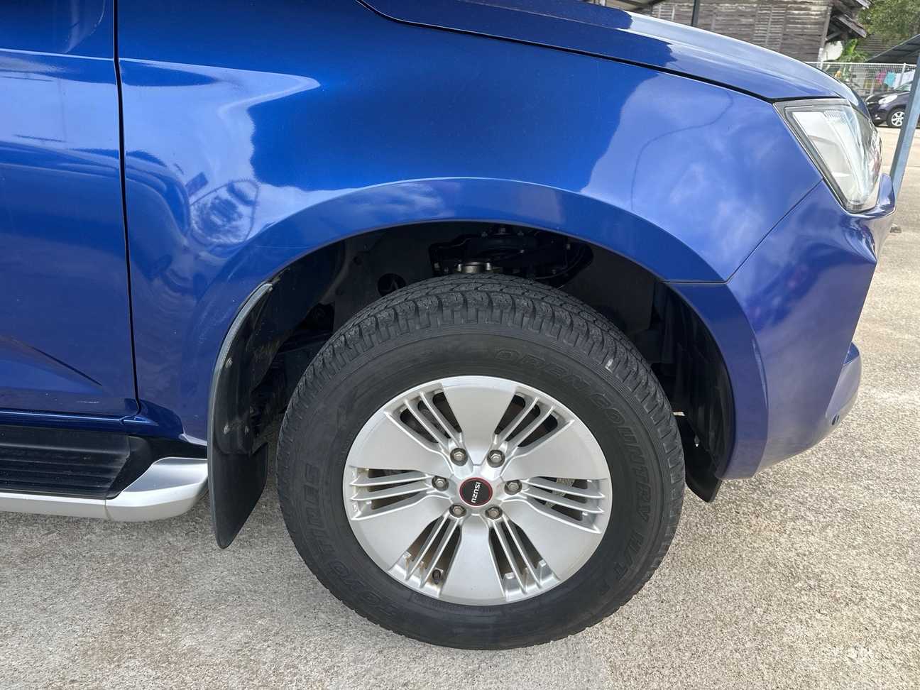 terpakai 2021 Isuzu D-Max Premium Dual Cab 1.9