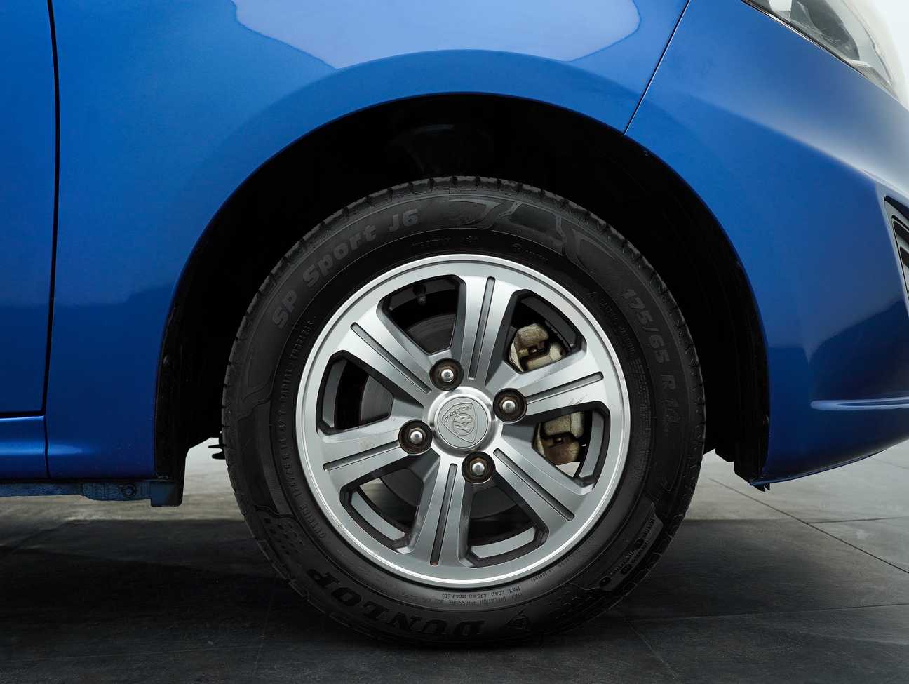 terpakai 2015 Proton Iriz Standard 1.3