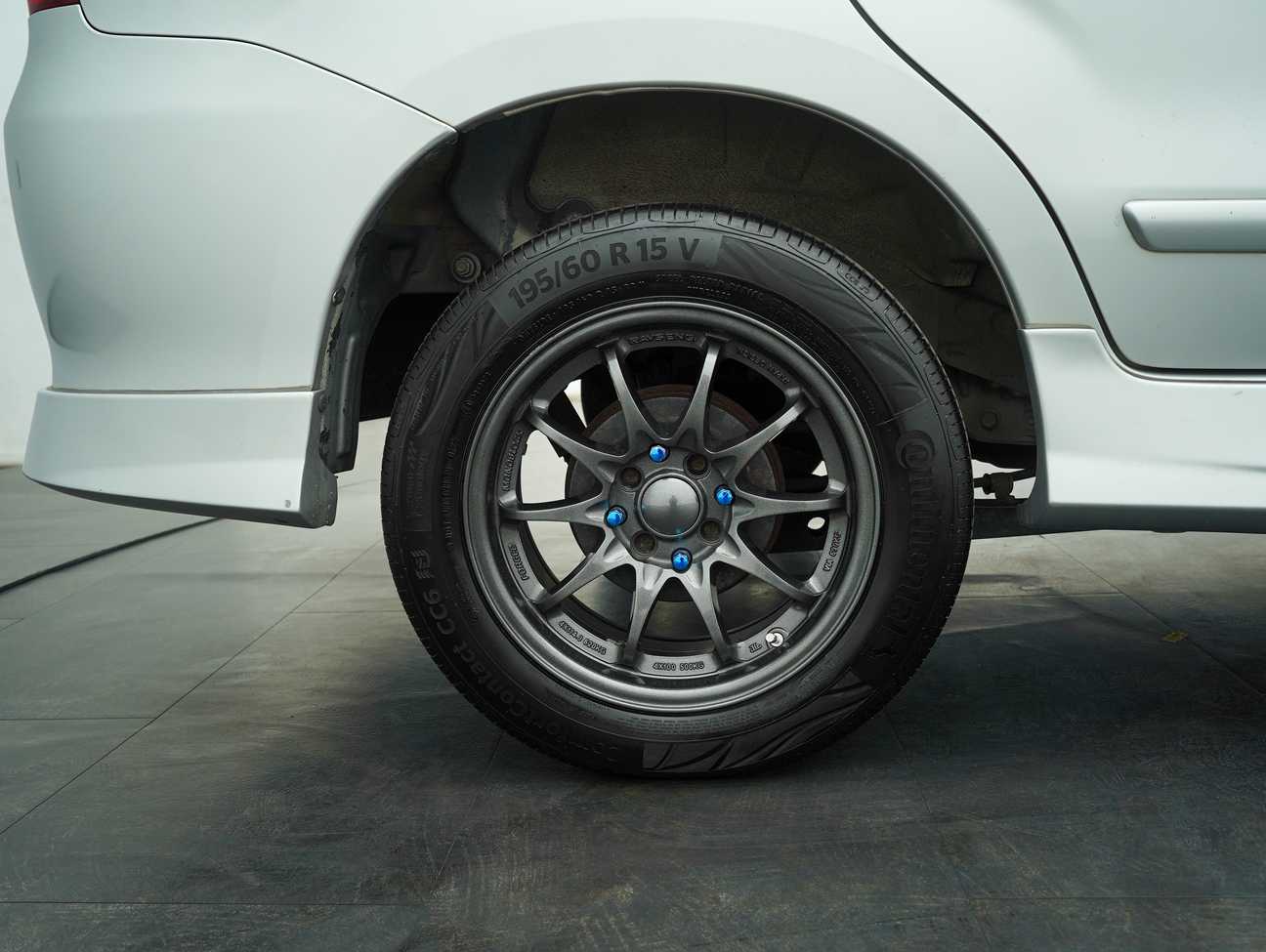 terpakai 2009 Toyota Avanza E 1.5