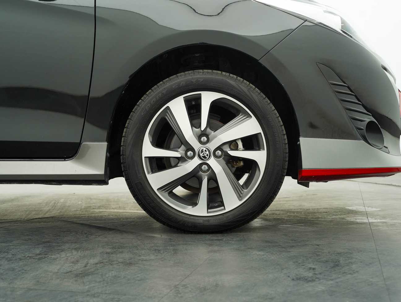 terpakai 2020 Toyota Yaris E 1.5