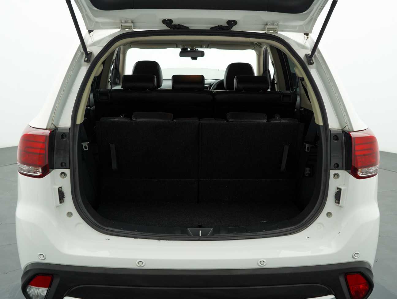 used 2020 Mitsubishi OUTLANDER  2.0