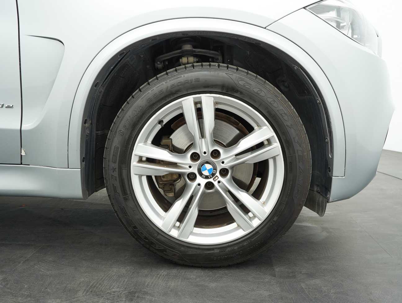 terpakai 2017 BMW X5 xDrive40e M Sport 2.0